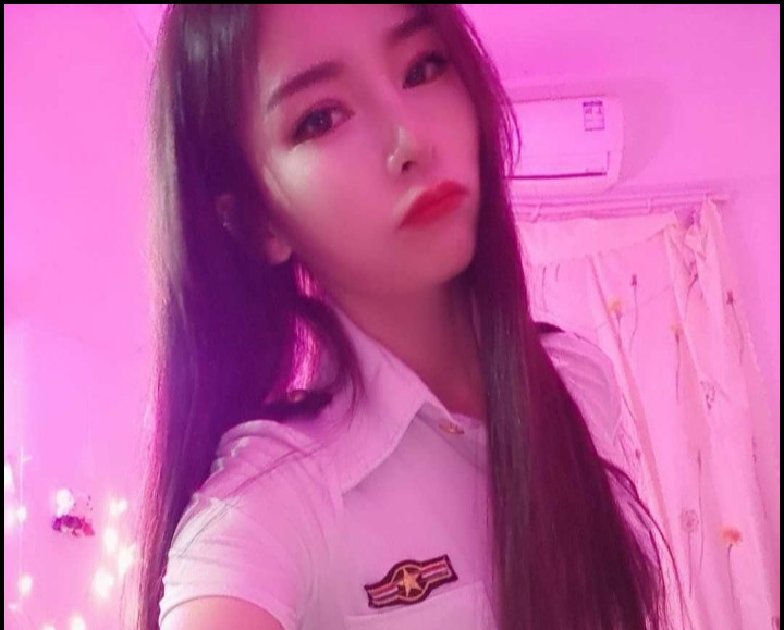 火辣大胸制服小姨妈