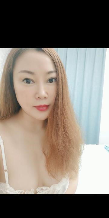 小溪少妇回归