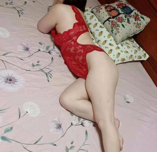 居家服务系大姐