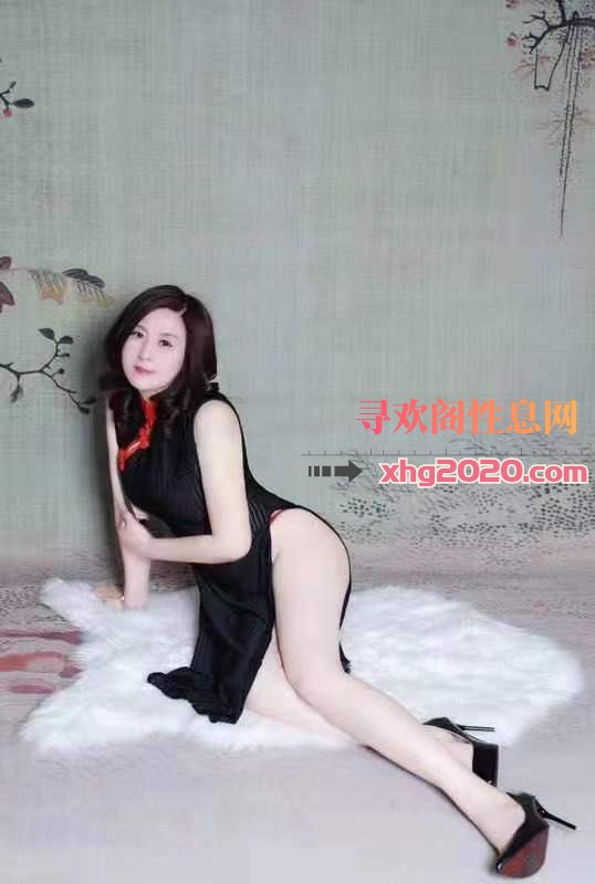 潮喷姐姐三点粉