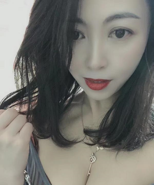 兼职高冷少妇