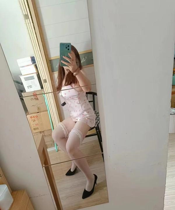 肥臀大胸少妇