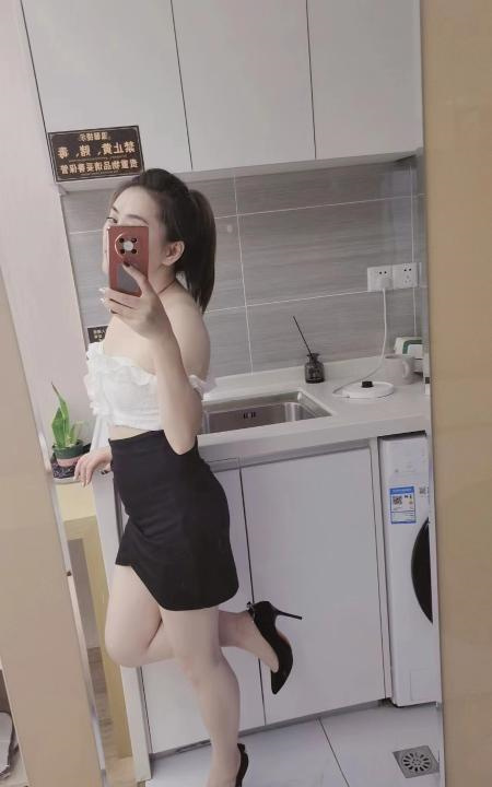 清纯少妇倩倩老师