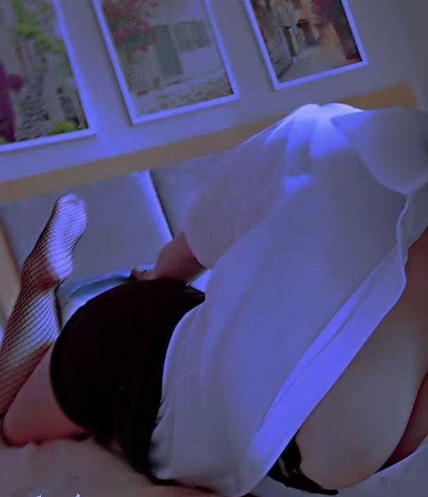小坦克大胸妹妹