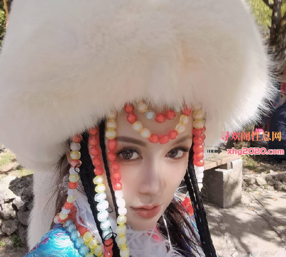 馒头穴小秘书