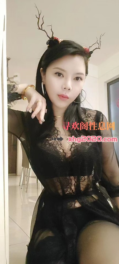 乳沟性感医美嫩妹