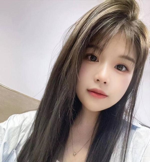 天河大胸小妖精