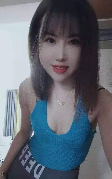 妩媚多姿