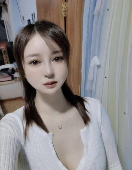 罗湖大蜜桃臀浅浅