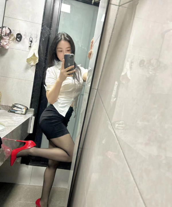 花都彤彤