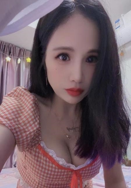 胸大燕子手感
