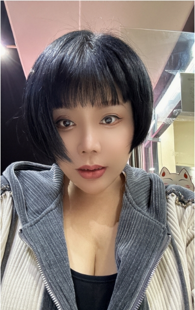 胸大臀肥短发服务型