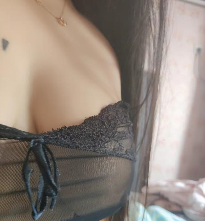 瑶海大胸妹