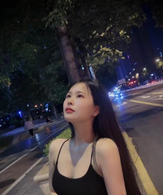 罗湖小影妹妹