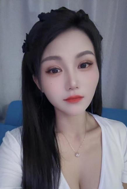 白嫩大波兮兮