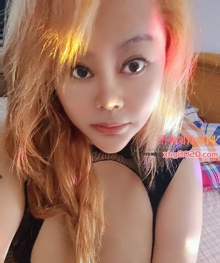 大胸猫姐