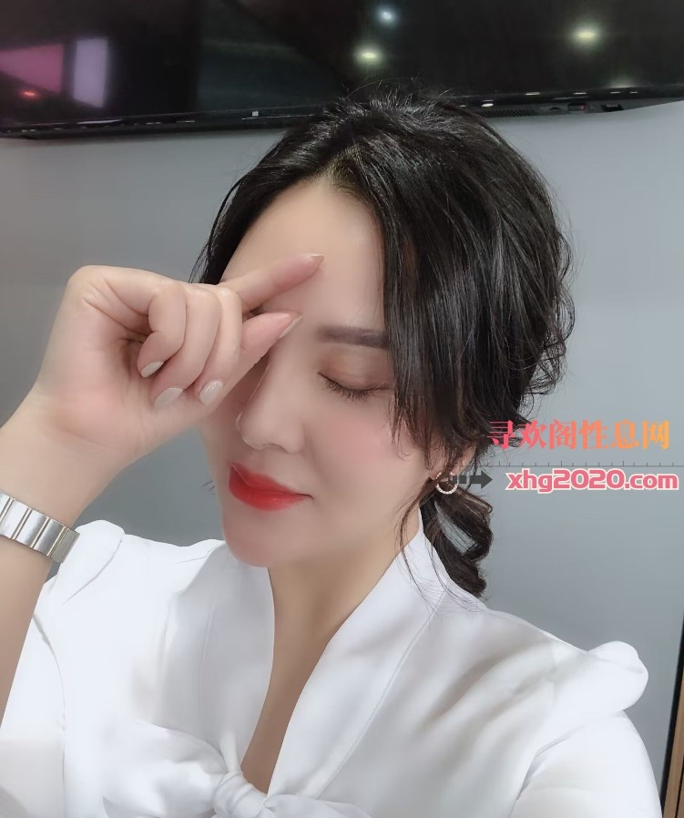 气质少妇欧阳羽