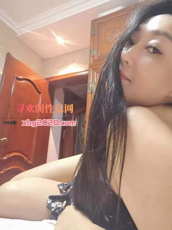 极品一字马少妇