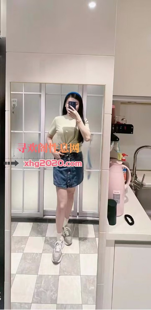 萧山肉感小姐姐