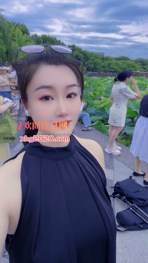 萧山肉感小姐姐