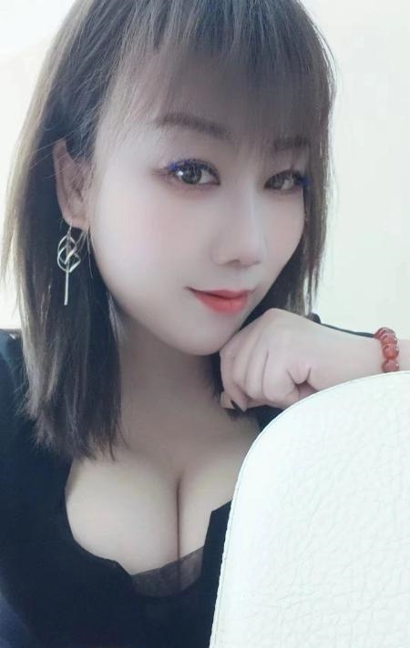 服务到位的熟女
