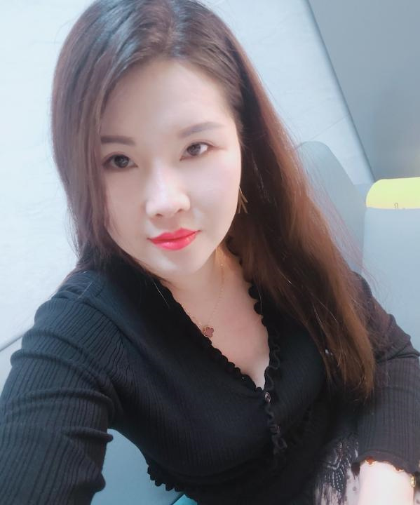 微胖美臀玥儿