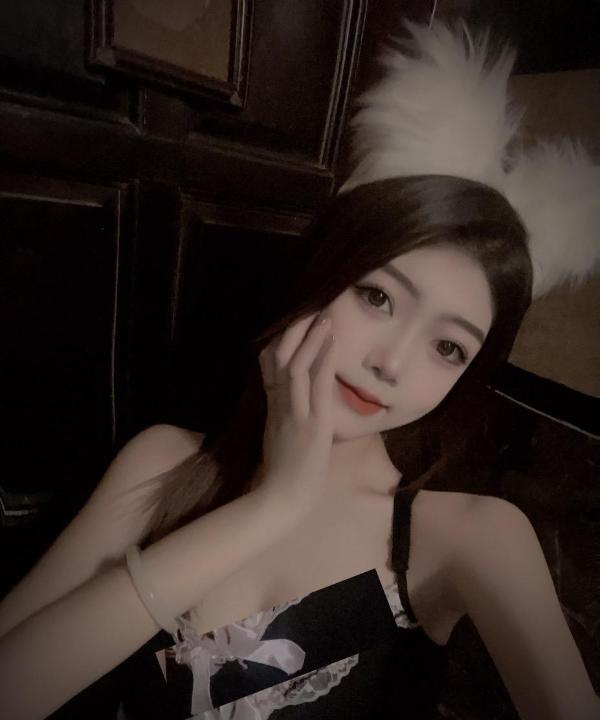 南山制服少妇