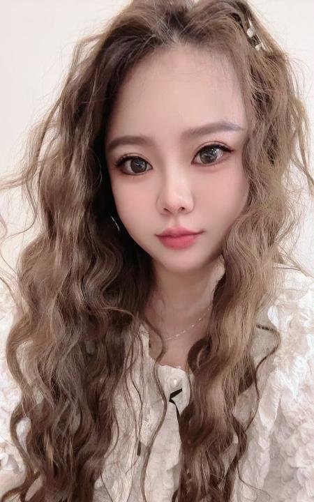 郑州大奶妹