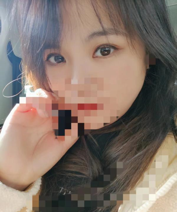汉口大眼睛琪琪