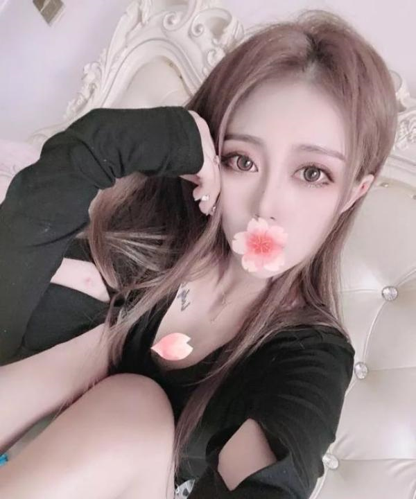 南京虹悦城小姐姐