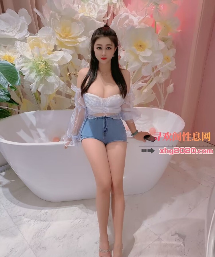 上海普陀丰满小姐姐
