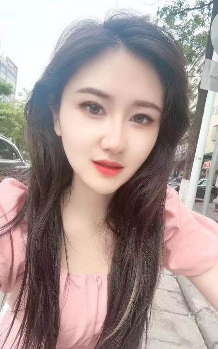 漂亮妹子身材服务好