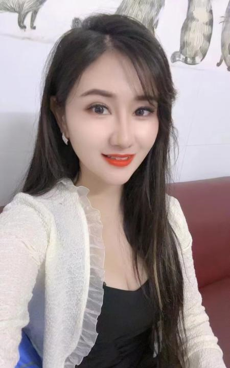 漂亮妹子身材服务好