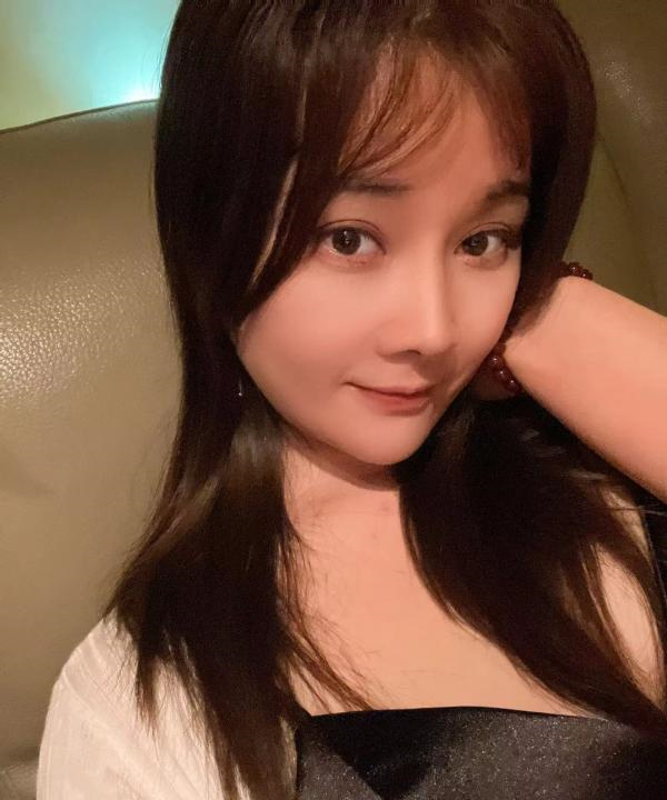 红牌老师玲玲
