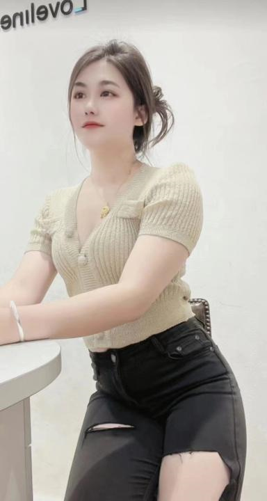 黑丝美腿小雪