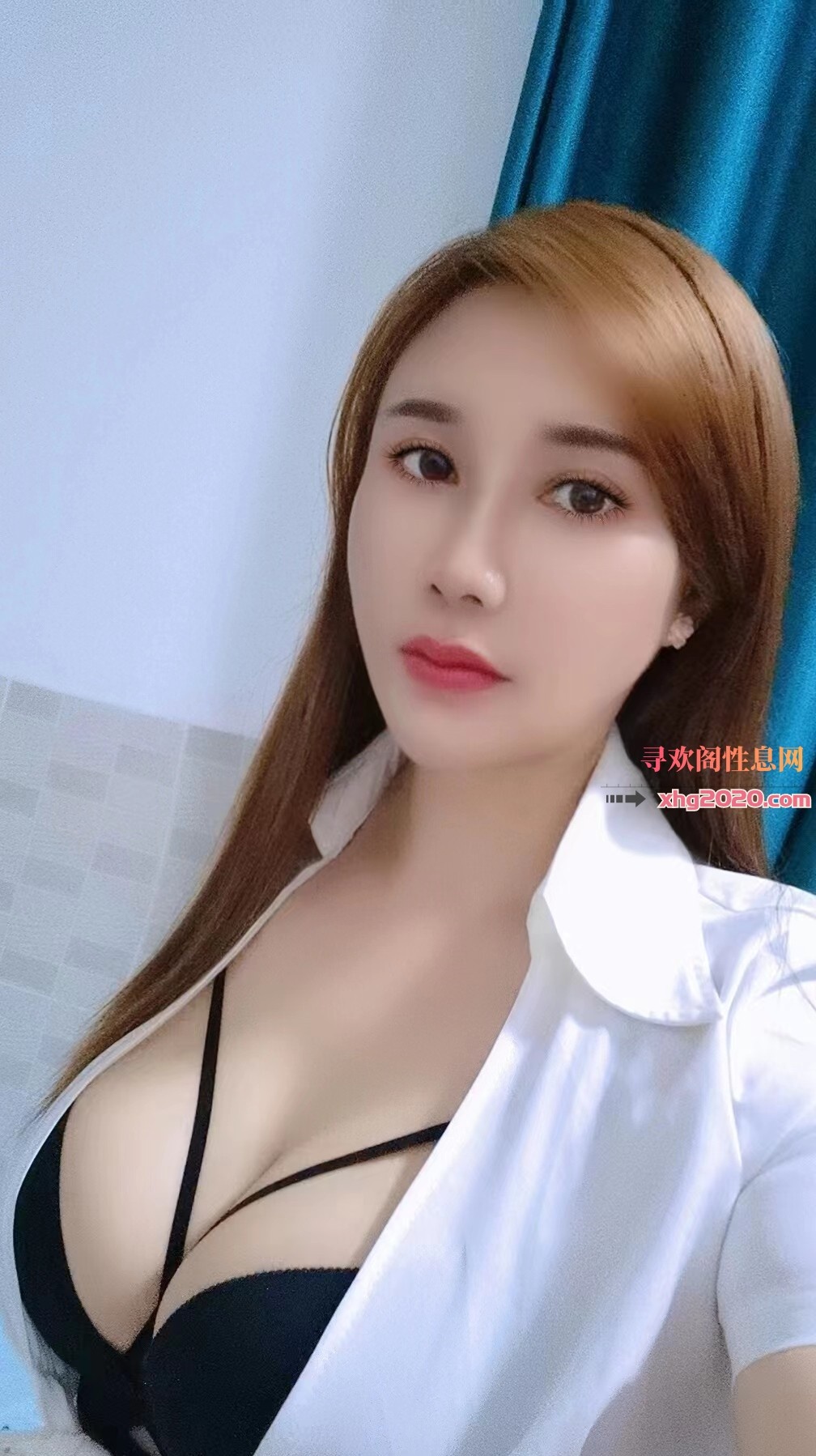 胸大丰满风骚女