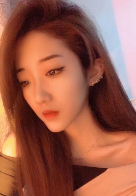 骨感美女小夏