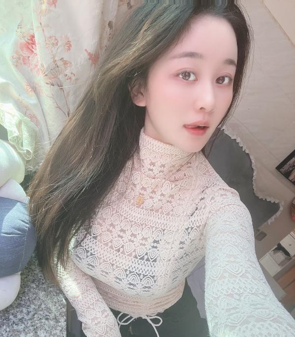 沈阳北站漂亮妹子