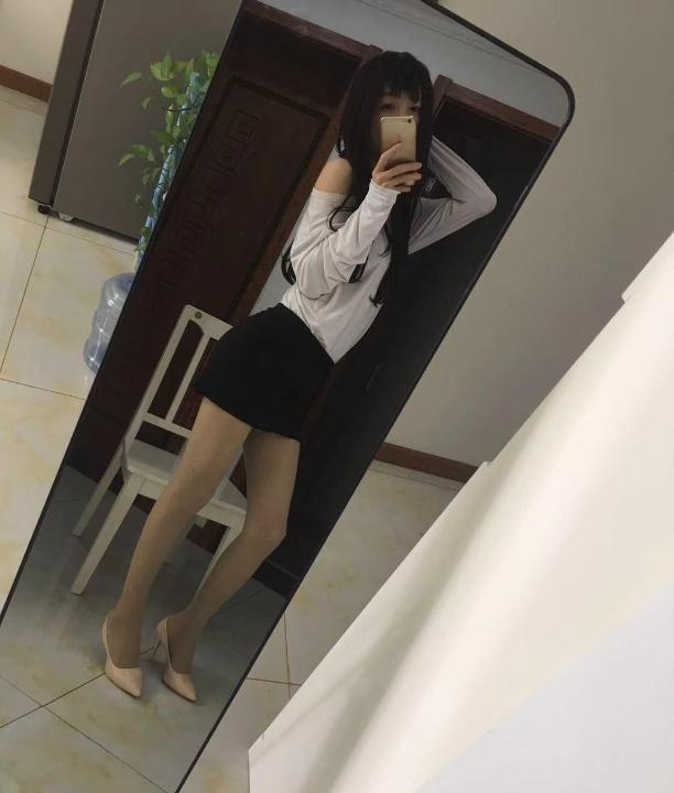 合肥南二环艳舞中项