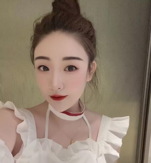 坂田170美女潇雅