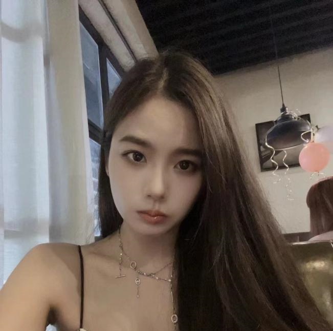 邻家美腿妹晴雨