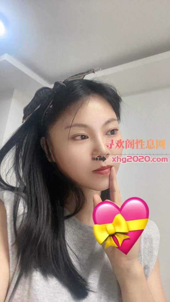大胸骚妹梓萱