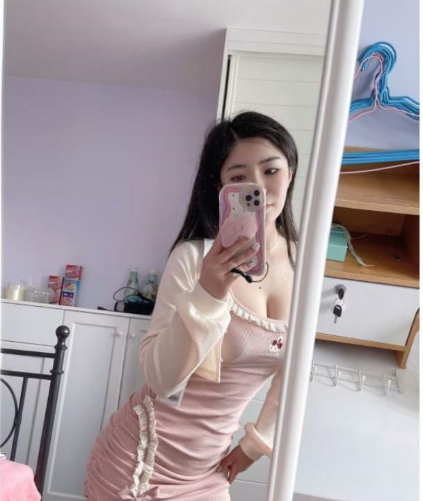 徐汇李朵朵