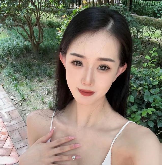洪山莹莹