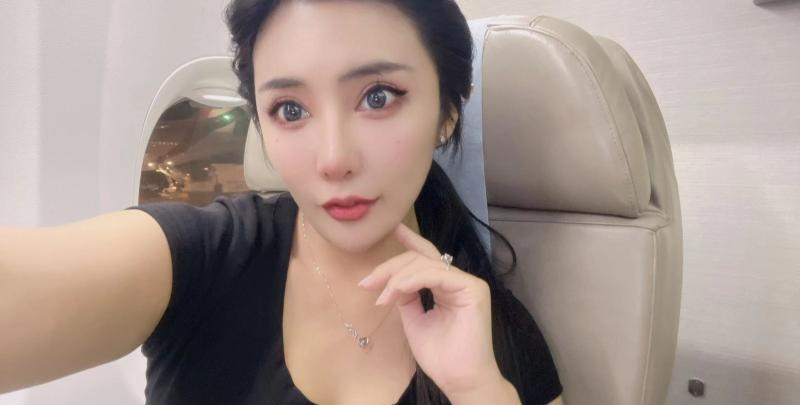铁西网红脸小姐姐
