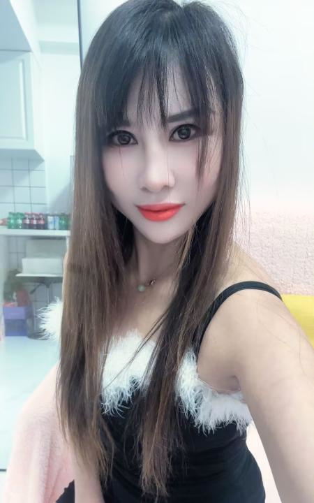 姑苏万达附近小姐姐