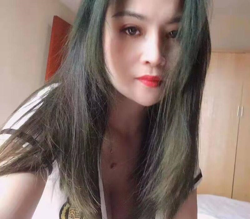 大奶兼职
