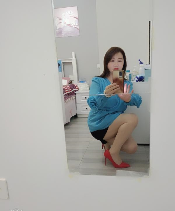 闵行潮喷三通少妇