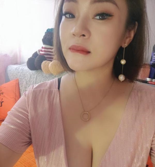 罗湖区短发性感性御姐