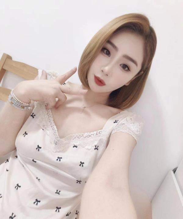 梅花园萱儿